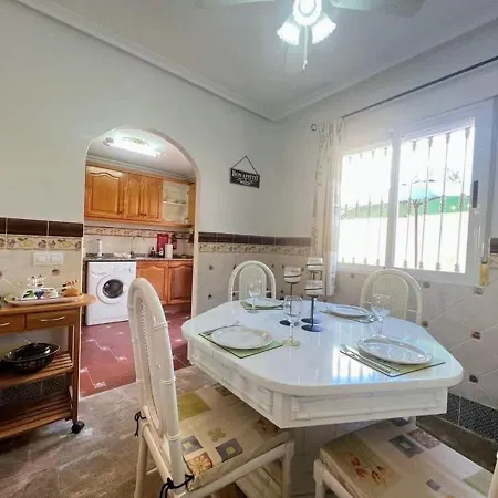 Holiday home Traditional 3 Bedroom With Com Pool Alm26 *