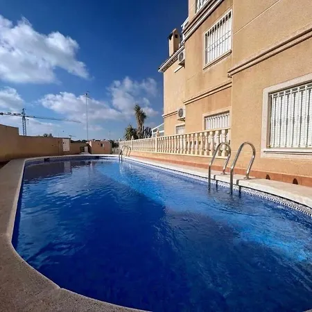 Traditional 3 Bedroom With Com Pool Alm26 *