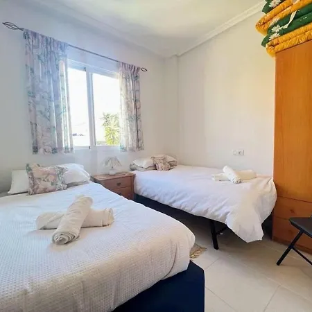 Traditional 3 Bedroom With Com Pool Alm26 Orihuela